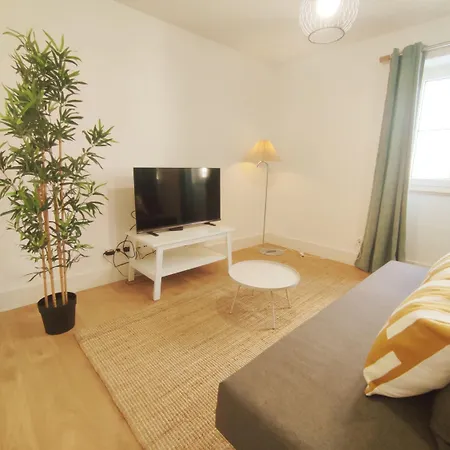 Apartment Urban Vista In - By Misha's Place 5d
